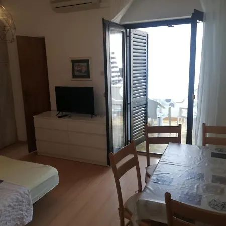 Iva/Sepac 1 Apartment Krk Town Exterior photo
